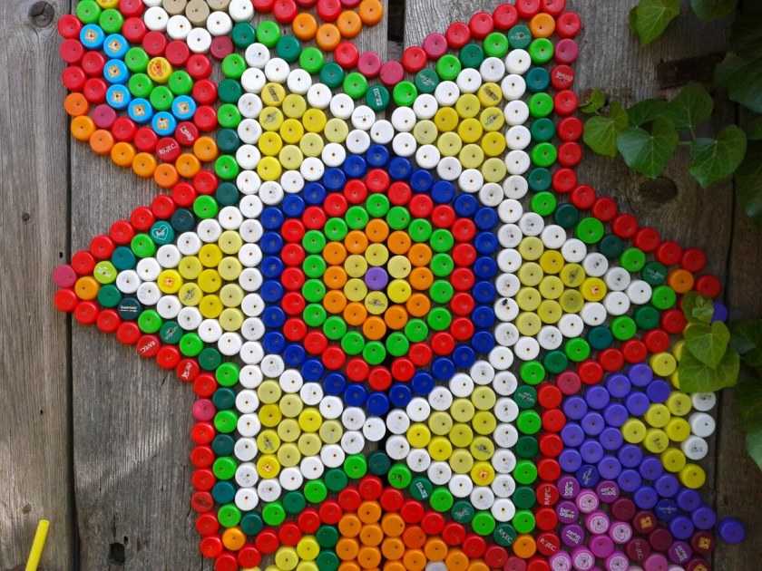 Поделки из крышек от пластиковых Поделки из крышек от пластиковых