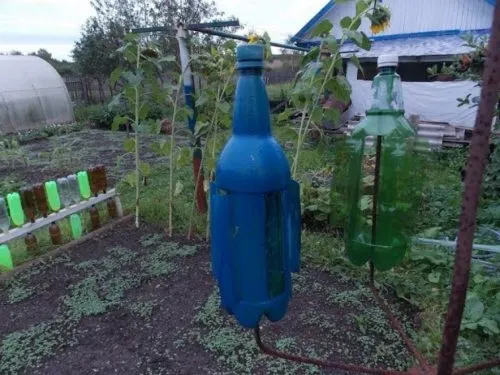 Как сделать вертушку из пластиковой бутылки своими руками
